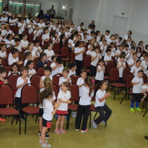 ARCEBISPO DOM ANUAR EM VISITA AO COLÉGIO SANTO INÁCIO