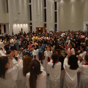 MISSA EM HOMENAGEM AO DIA DAS MÃES