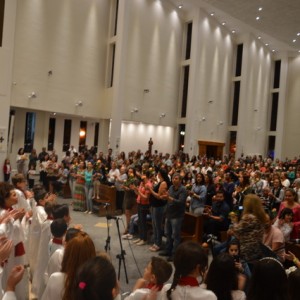 MISSA EM HOMENAGEM AO DIA DAS MÃES