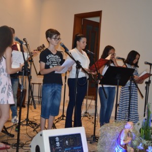 MISSA E FORMATURA DOS 9º ANOS E TERCEIRO ANO DO ENSINO MÉDIO