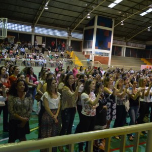 APRESENTAÇÕES EM HOMENAGEM AO DIA DAS MÃES