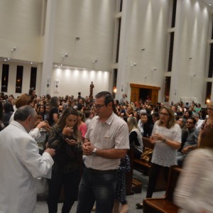 MISSA EM HOMENAGEM AO DIA DAS MÃES