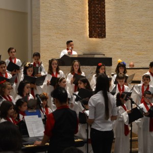 MISSA EM HOMENAGEM AO DIA DAS MÃES