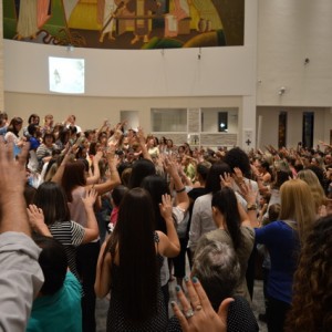 MISSA EM HOMENAGEM AO DIA DAS MÃES