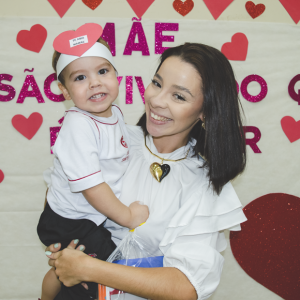 EDUCAÇÃO INFANTIL: SINGELOS GESTOS E SORRISOS, ORAÇÕES E BENÇÃOS - DIA DAS MÃES 2024