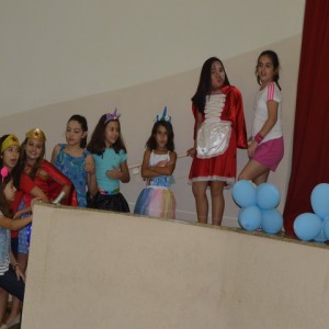 DESFILE DE FANTASIAS DO FUNDAMENTAL I