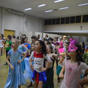 DESFILE DE FANTASIAS DO FUNDAMENTAL I