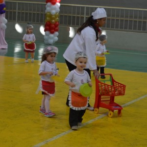 APRESENTAÇÕES EM HOMENAGEM AO DIA DAS MÃES