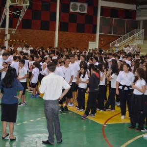 ARCEBISPO DOM ANUAR EM VISITA AO COLÉGIO SANTO INÁCIO