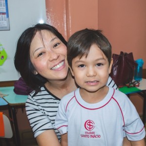 EDUCAÇÃO INFANTIL: SINGELOS GESTOS E SORRISOS, ORAÇÕES E BENÇÃOS - DIA DAS MÃES 2024