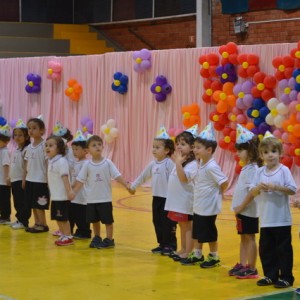 APRESENTAÇÕES EM HOMENAGEM AO DIA DAS MÃES