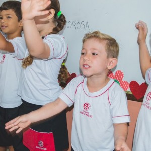 EDUCAÇÃO INFANTIL: SINGELOS GESTOS E SORRISOS, ORAÇÕES E BENÇÃOS - DIA DAS MÃES 2024