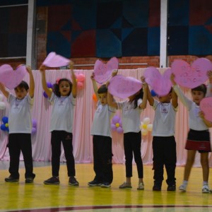 APRESENTAÇÕES EM HOMENAGEM AO DIA DAS MÃES