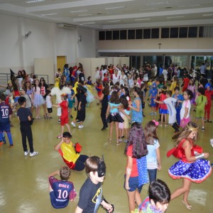 DESFILE DE FANTASIAS DO FUNDAMENTAL I