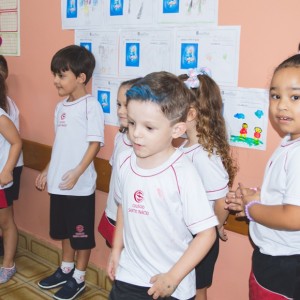 EDUCAÇÃO INFANTIL: SINGELOS GESTOS E SORRISOS, ORAÇÕES E BENÇÃOS - DIA DAS MÃES 2024