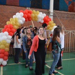 APRESENTAÇÕES EM HOMENAGEM AO DIA DAS MÃES