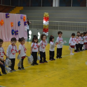 APRESENTAÇÕES EM HOMENAGEM AO DIA DAS MÃES