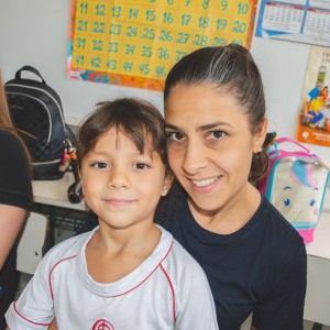 EDUCAÇÃO INFANTIL: SINGELOS GESTOS E SORRISOS, ORAÇÕES E BENÇÃOS - DIA DAS MÃES 2024