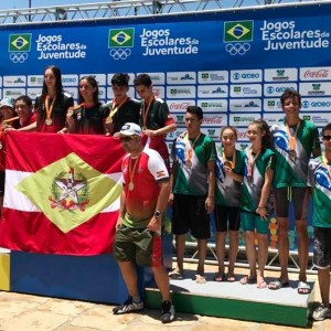 NADADORES DE MARINGÁ SÃO BRONZE NOS JOGOS ESCOLARES DA JUVENTUDE