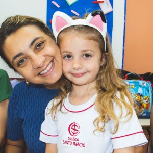 EDUCAÇÃO INFANTIL: SINGELOS GESTOS E SORRISOS, ORAÇÕES E BENÇÃOS - DIA DAS MÃES 2024