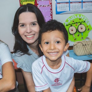 EDUCAÇÃO INFANTIL: SINGELOS GESTOS E SORRISOS, ORAÇÕES E BENÇÃOS - DIA DAS MÃES 2024