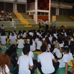 ARCEBISPO DOM ANUAR EM VISITA AO COLÉGIO SANTO INÁCIO