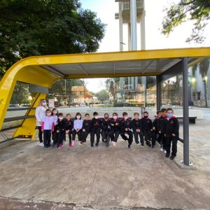 PASSEIO AO REDOR DA PRAÇA EMILIANO PERNETA