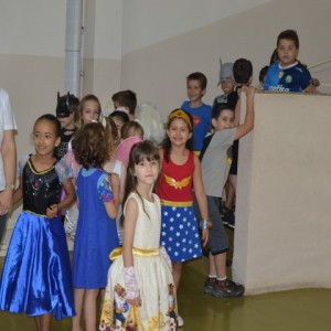 DESFILE DE FANTASIAS DO FUNDAMENTAL I