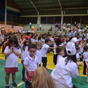 APRESENTAÇÕES EM HOMENAGEM AO DIA DAS MÃES