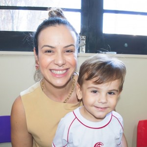 EDUCAÇÃO INFANTIL: SINGELOS GESTOS E SORRISOS, ORAÇÕES E BENÇÃOS - DIA DAS MÃES 2024