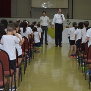 ARCEBISPO DOM ANUAR EM VISITA AO COLÉGIO SANTO INÁCIO