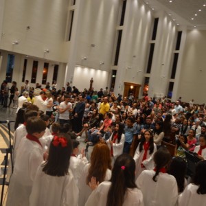 MISSA EM HOMENAGEM AO DIA DAS MÃES