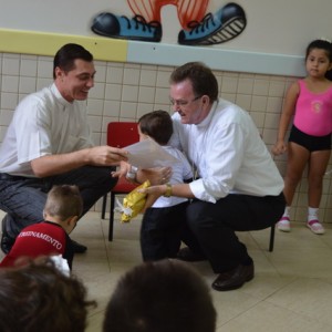 ARCEBISPO DOM ANUAR EM VISITA AO COLÉGIO SANTO INÁCIO