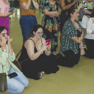 EDUCAÇÃO INFANTIL: SINGELOS GESTOS E SORRISOS, ORAÇÕES E BENÇÃOS - DIA DAS MÃES 2024