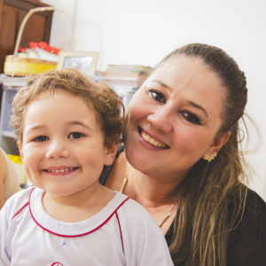 EDUCAÇÃO INFANTIL: SINGELOS GESTOS E SORRISOS, ORAÇÕES E BENÇÃOS - DIA DAS MÃES 2024