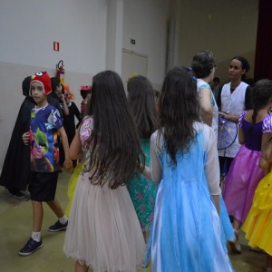 DESFILE DE FANTASIAS DO FUNDAMENTAL I