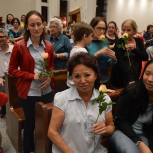 MISSA EM HOMENAGEM AO DIA DAS MÃES