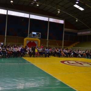 APRESENTAÇÕES EM HOMENAGEM AO DIA DAS MÃES