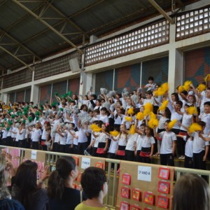 APRESENTAÇÕES EM HOMENAGEM AO DIA DAS MÃES