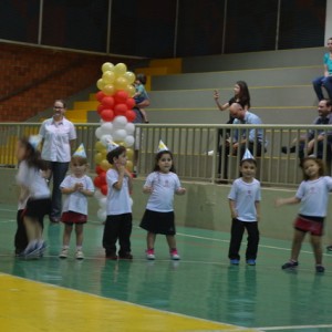 APRESENTAÇÕES EM HOMENAGEM AO DIA DAS MÃES