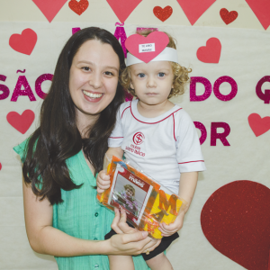 EDUCAÇÃO INFANTIL: SINGELOS GESTOS E SORRISOS, ORAÇÕES E BENÇÃOS - DIA DAS MÃES 2024