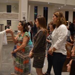 MISSA EM HOMENAGEM AO DIA DAS MÃES