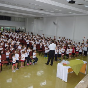 ARCEBISPO DOM ANUAR EM VISITA AO COLÉGIO SANTO INÁCIO