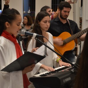 MISSA EM HOMENAGEM AO DIA DAS MÃES