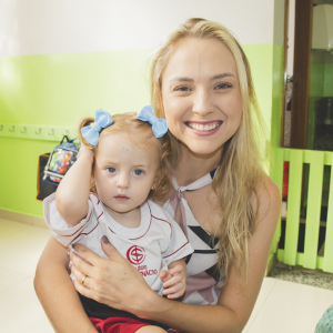 EDUCAÇÃO INFANTIL: SINGELOS GESTOS E SORRISOS, ORAÇÕES E BENÇÃOS - DIA DAS MÃES 2024