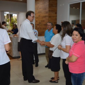 ARCEBISPO DOM ANUAR EM VISITA AO COLÉGIO SANTO INÁCIO