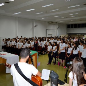 MISSA EM HOMENAGEM AO ESTUDANTE