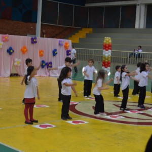 APRESENTAÇÕES EM HOMENAGEM AO DIA DAS MÃES