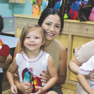 EDUCAÇÃO INFANTIL: SINGELOS GESTOS E SORRISOS, ORAÇÕES E BENÇÃOS - DIA DAS MÃES 2024