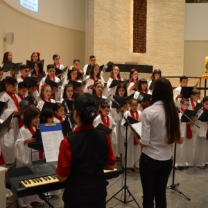 MISSA EM HOMENAGEM AO DIA DAS MÃES